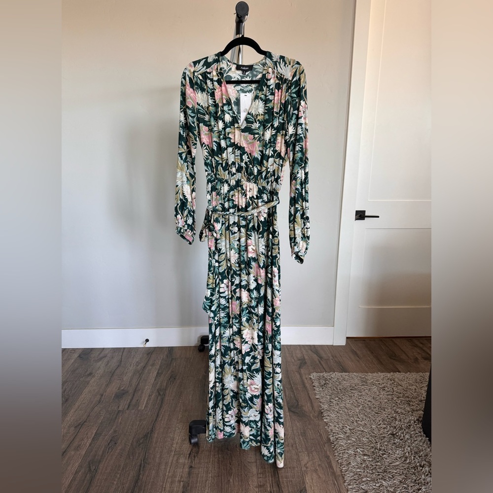 Vici floral dress Small